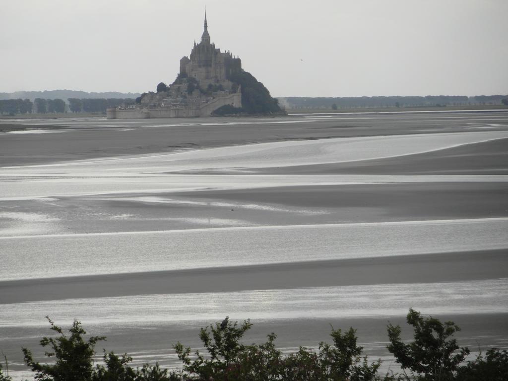 Les Hirondelles De La Baie Villa Vains Kültér fotó
