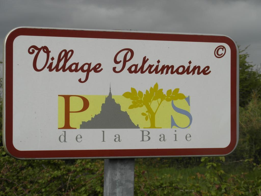 Les Hirondelles De La Baie Villa Vains Kültér fotó